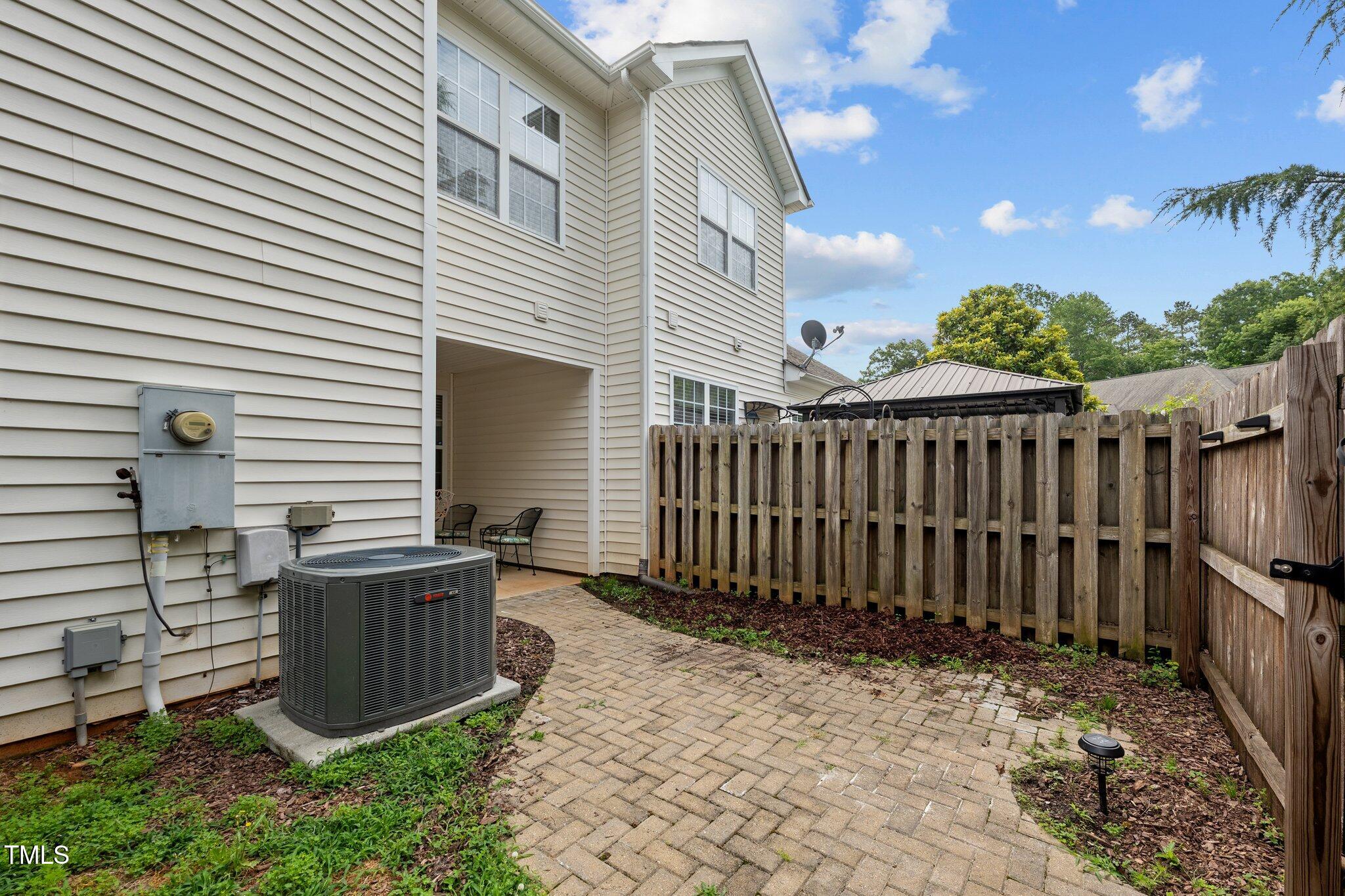 603 Oakfield Trail