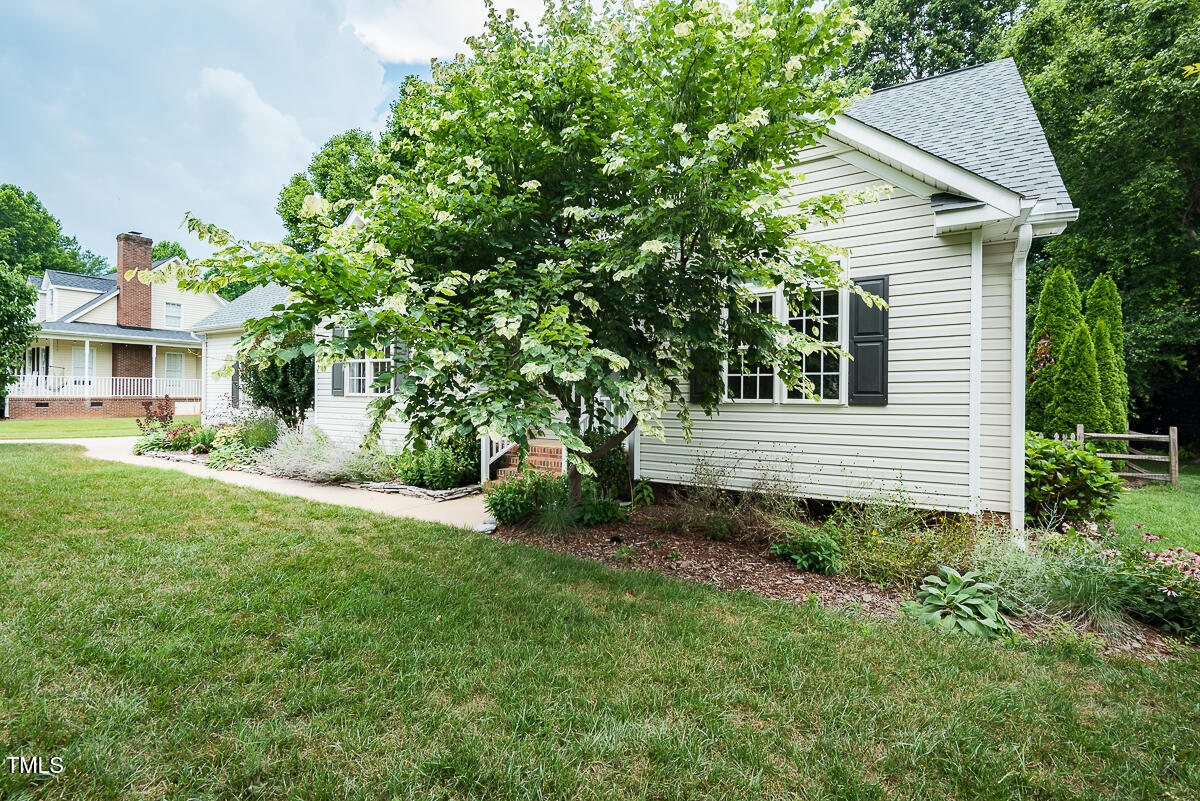 906 Stuart Drive
