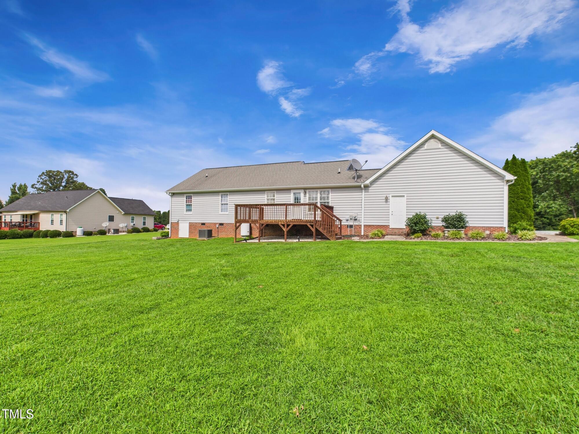 60 Crestridge Drive