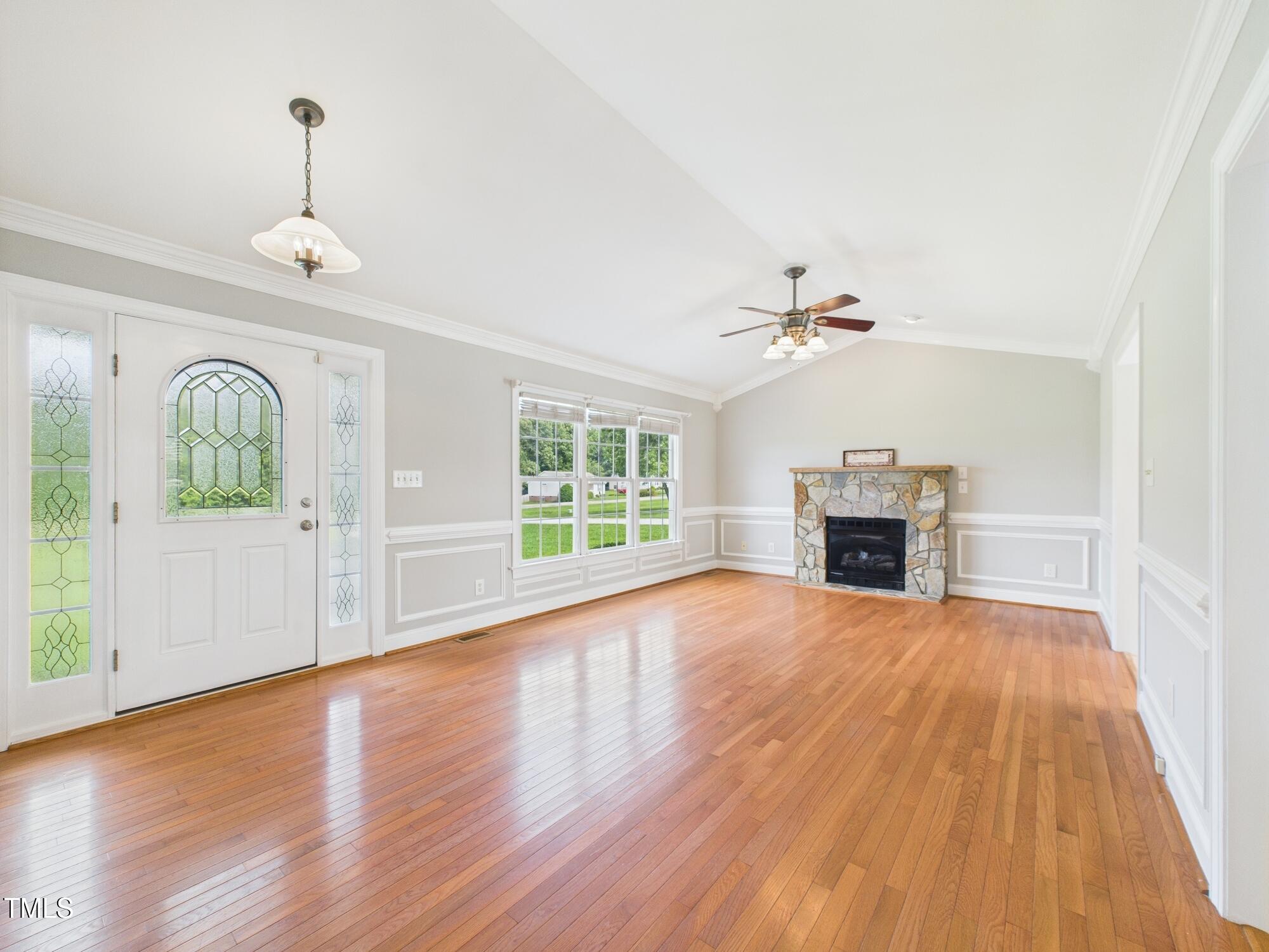 60 Crestridge Drive