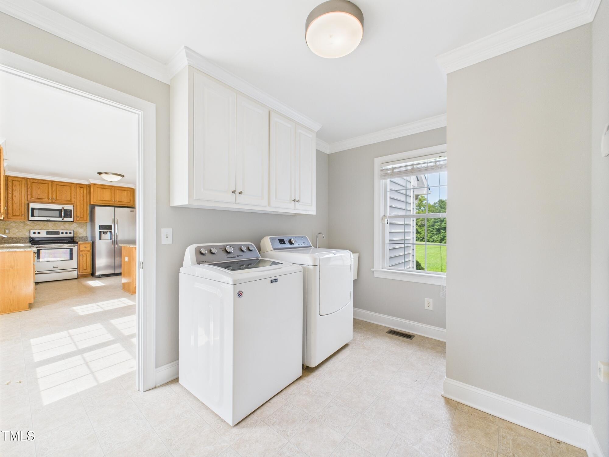 60 Crestridge Drive