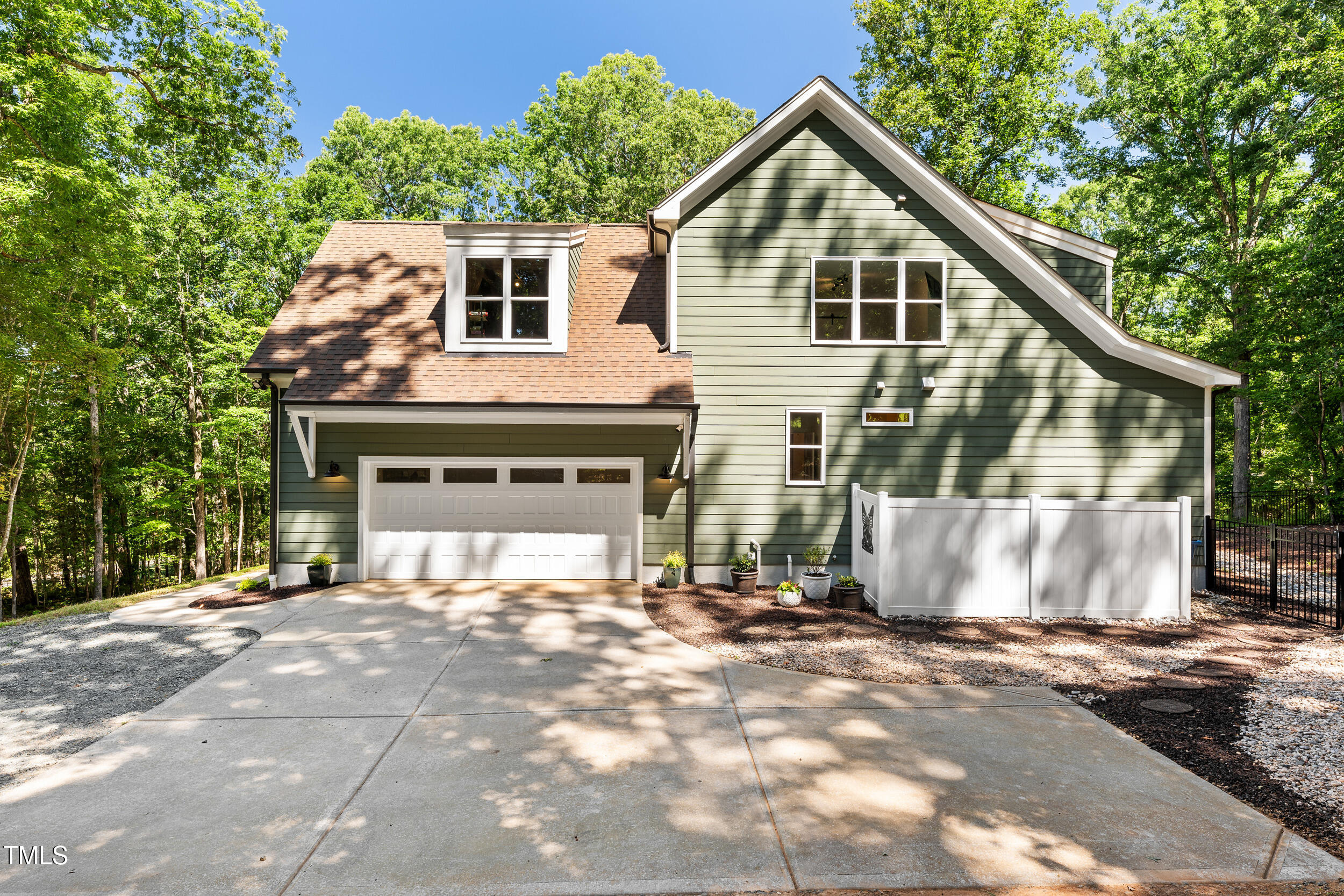 3250 Jones Drive