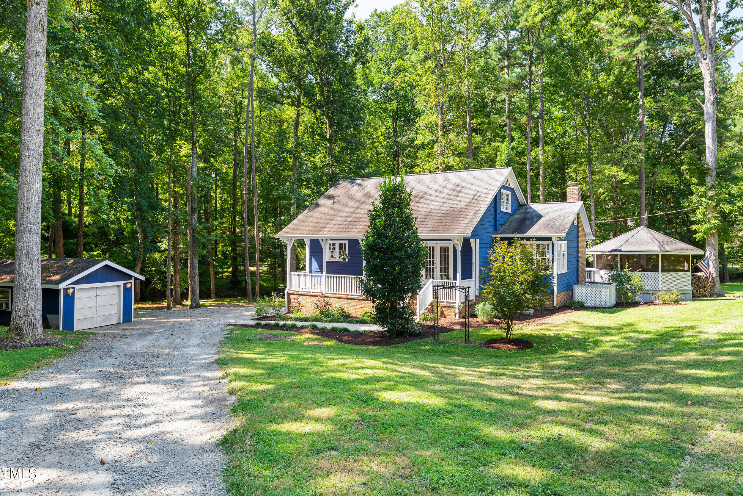 2311 Falls Drive