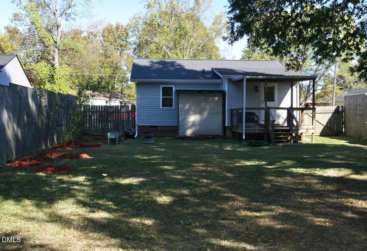 409 Moser Street