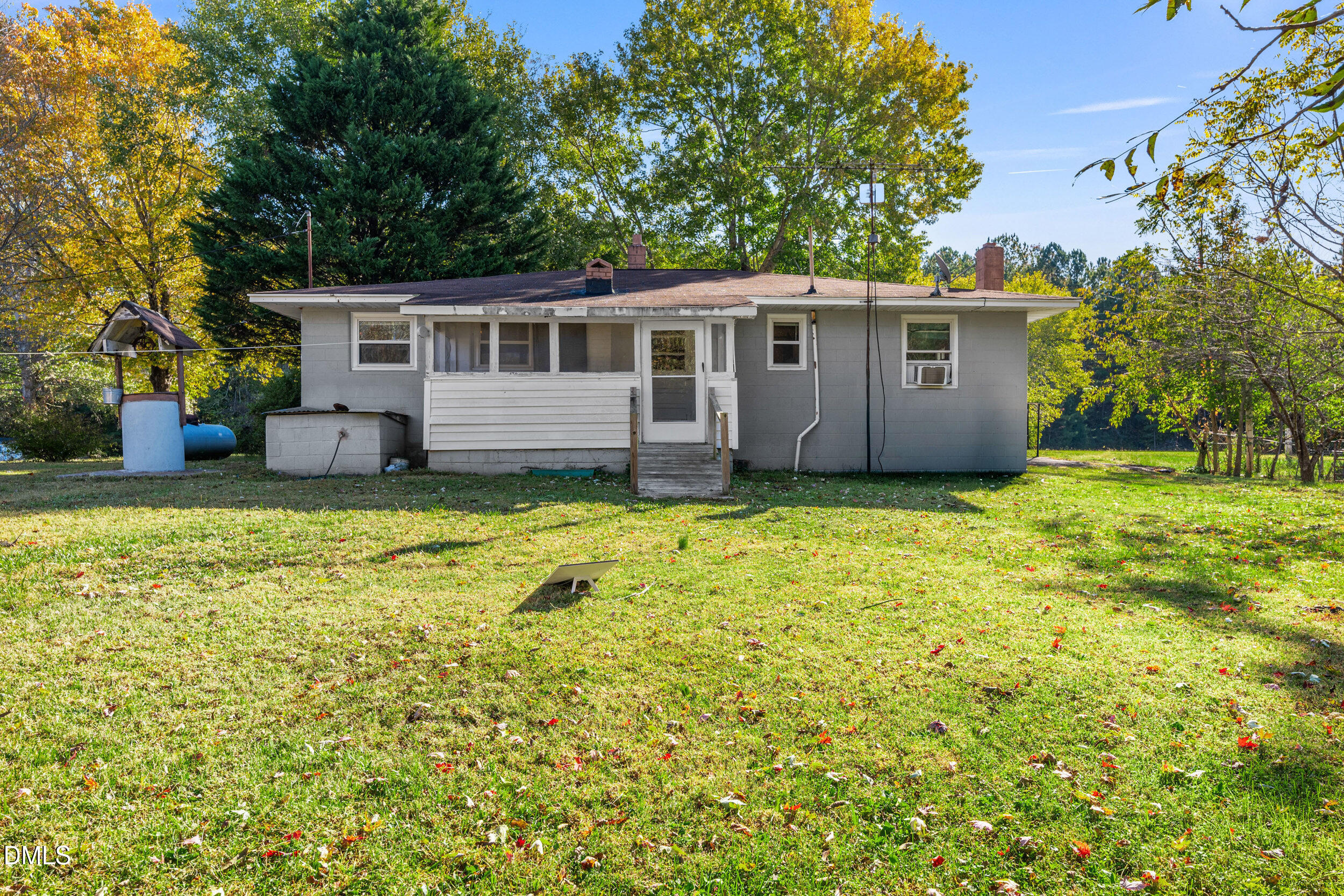 2707 Moorefields Road, Hillsborough