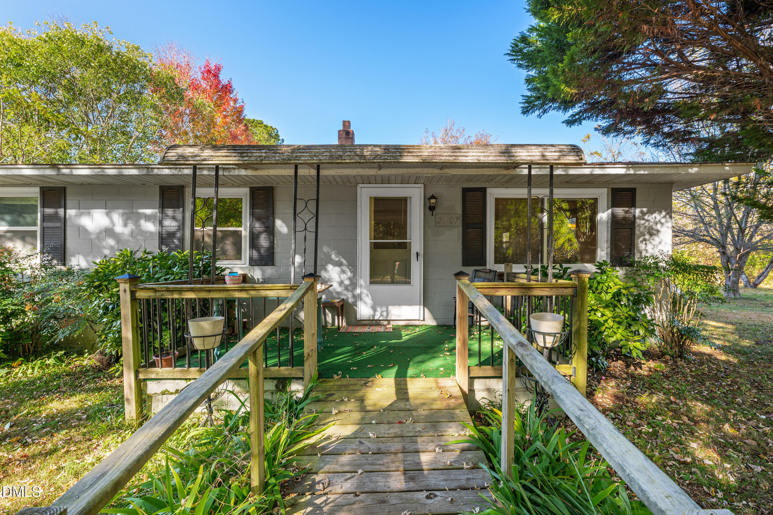 2707 Moorefields Road, Hillsborough