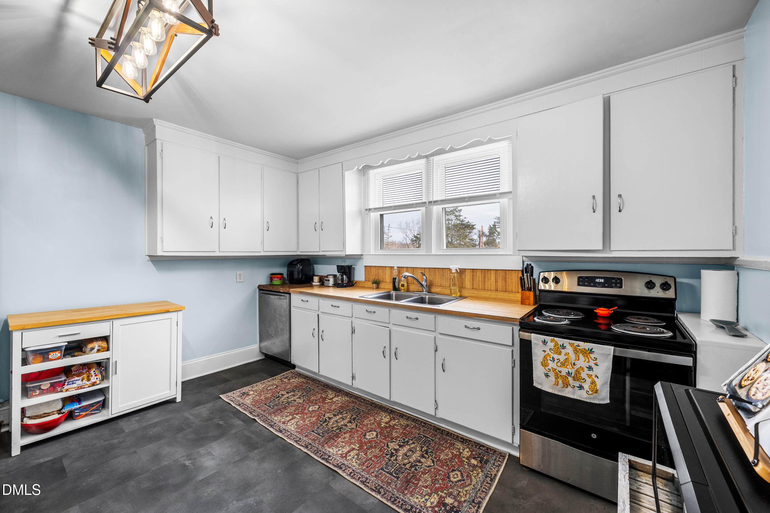 307 W Main Street