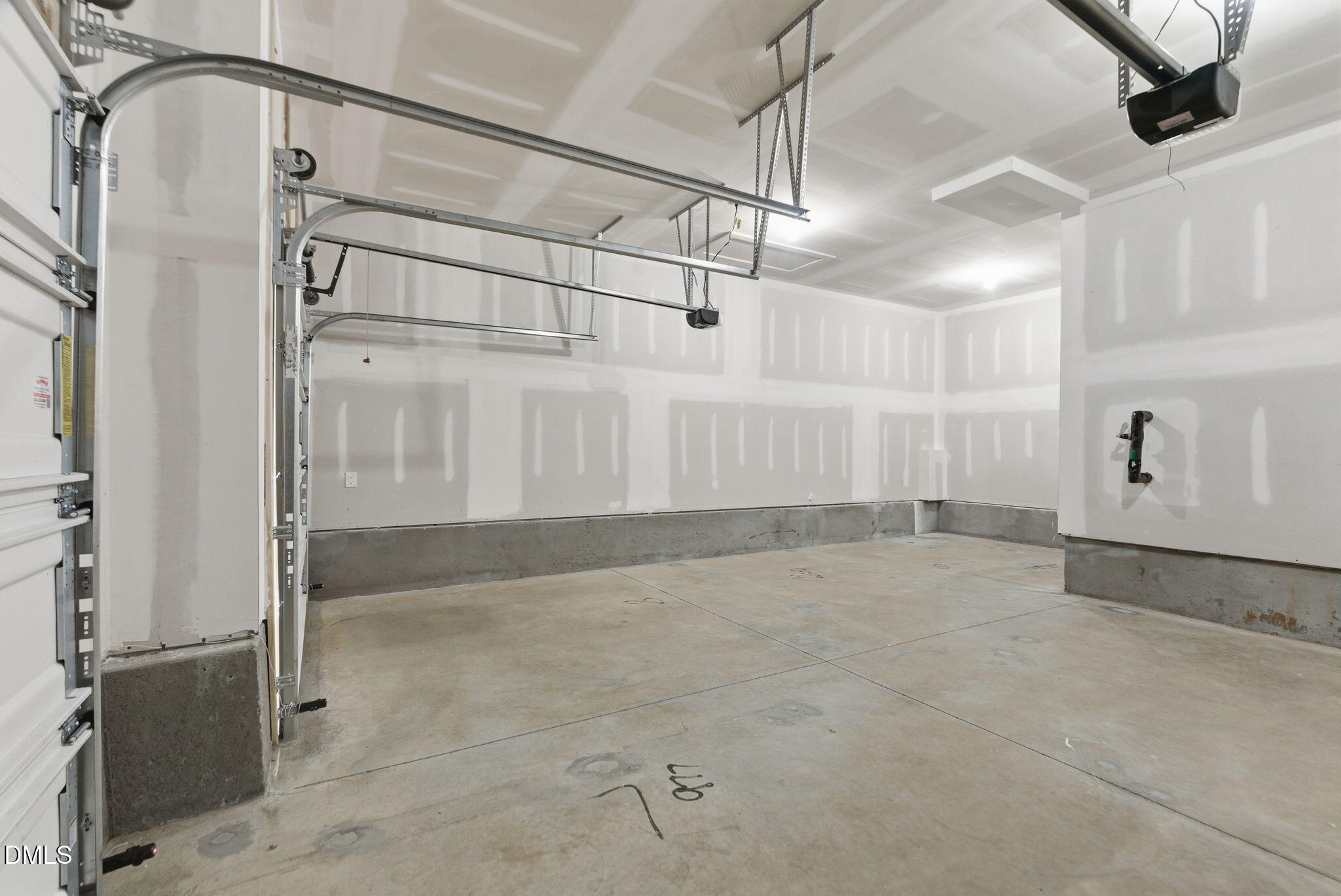 7005 Grainfield Road