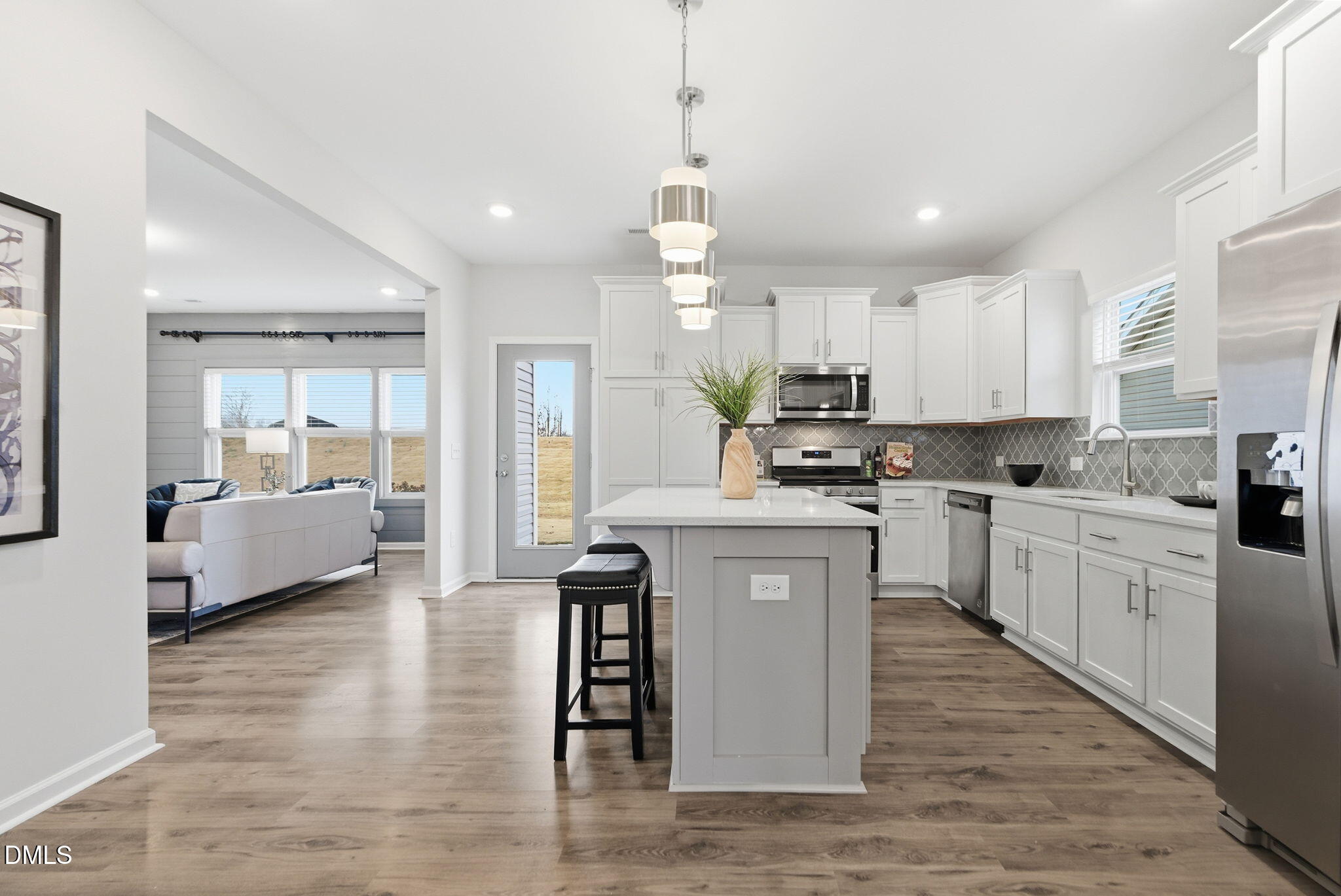 7005 Grainfield Road