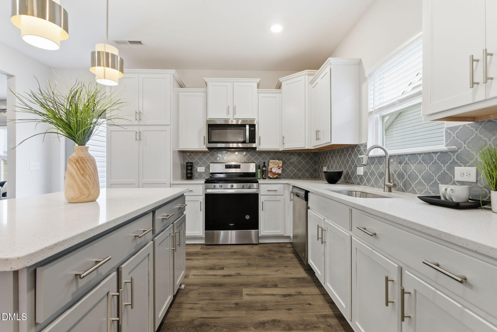 7005 Grainfield Road