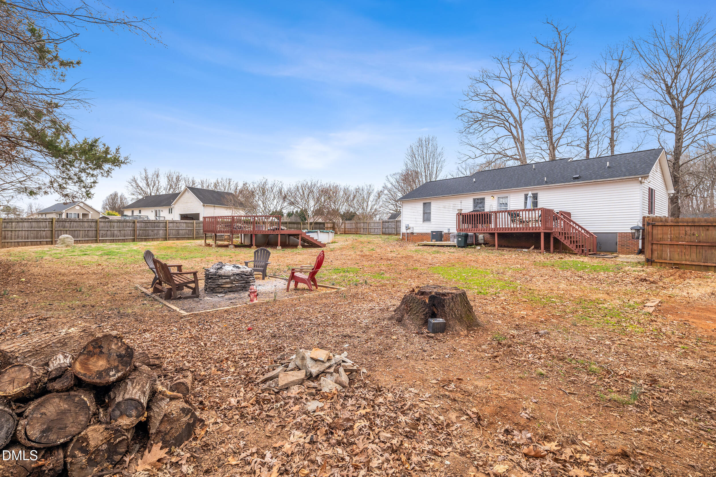 3316 Golden Oaks Drive