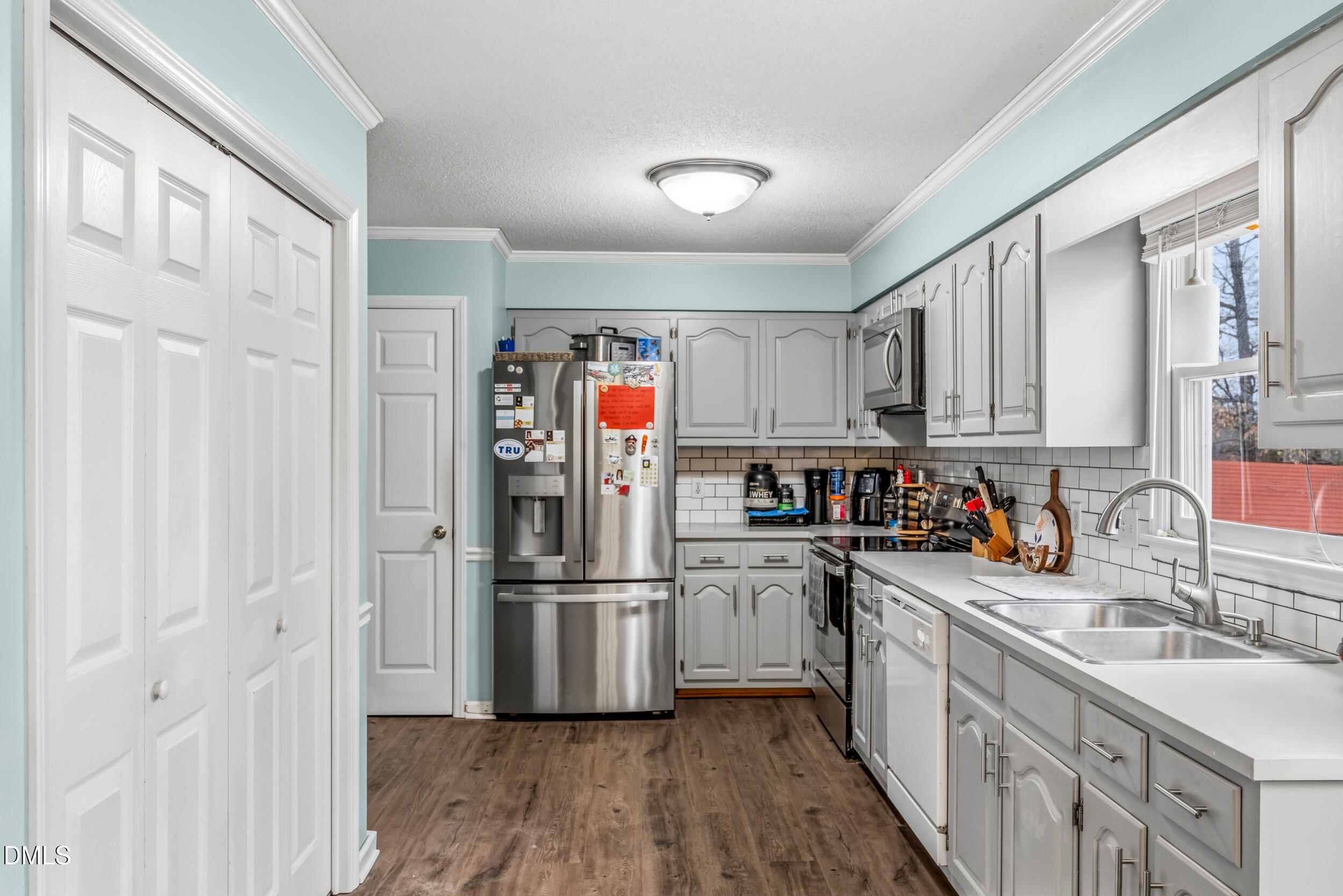 3316 Golden Oaks Drive