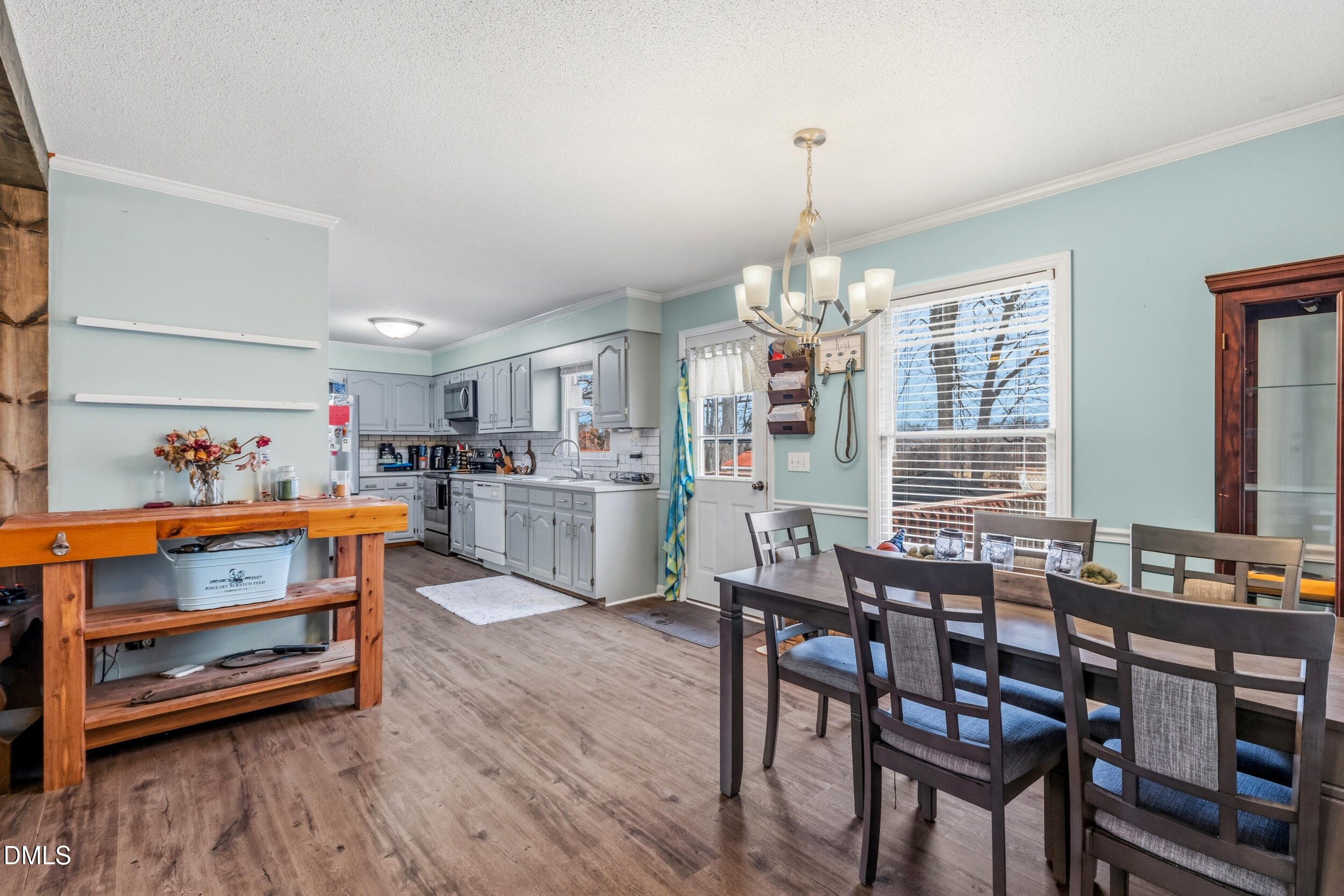3316 Golden Oaks Drive