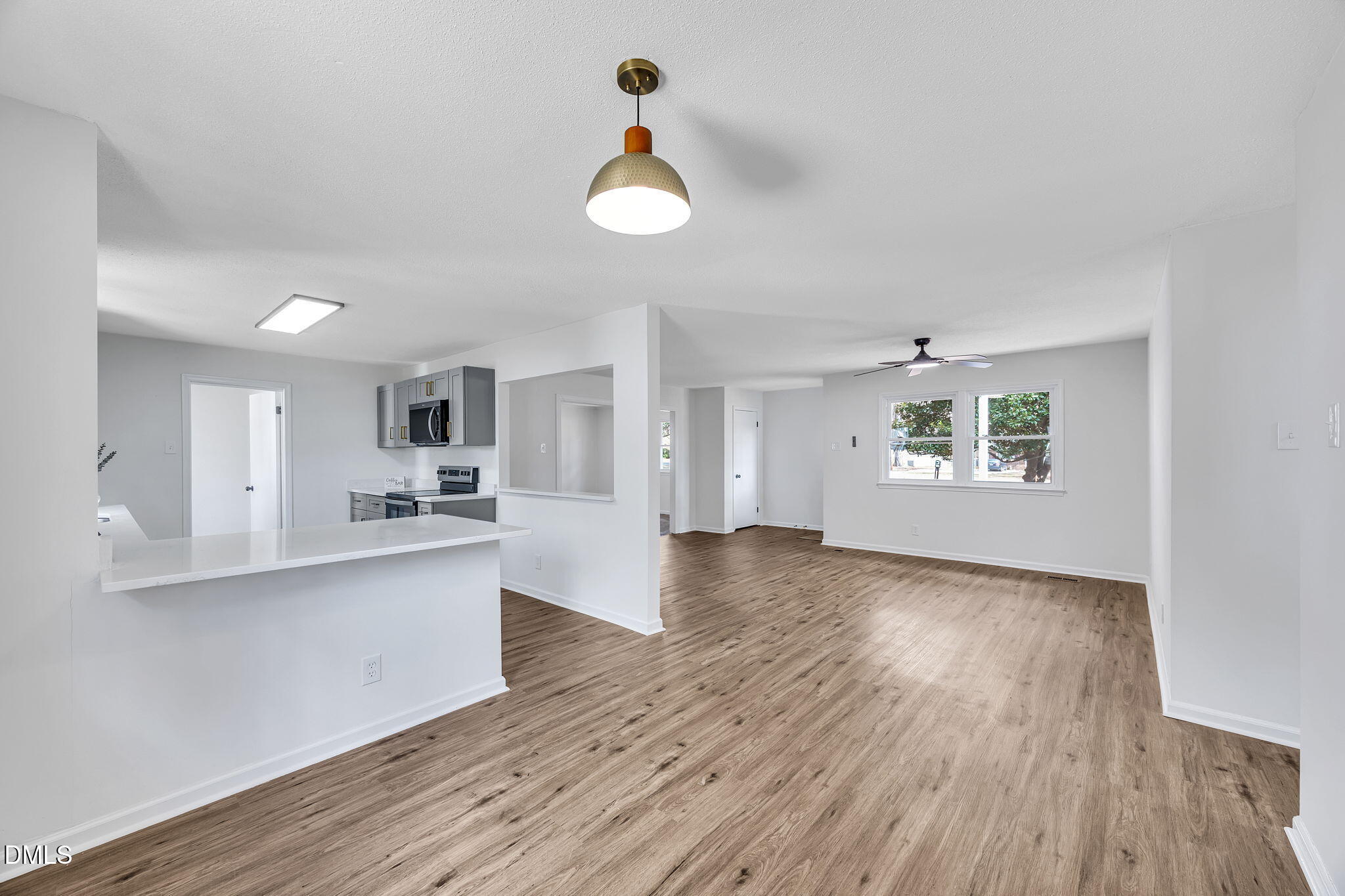 601 Crestview Drive