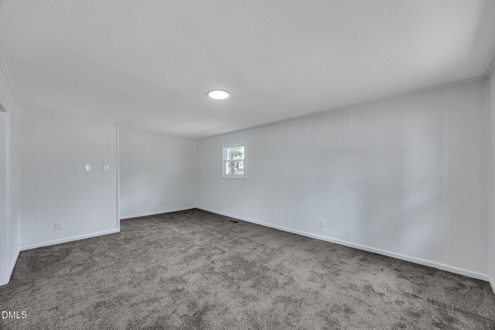 601 Crestview Drive
