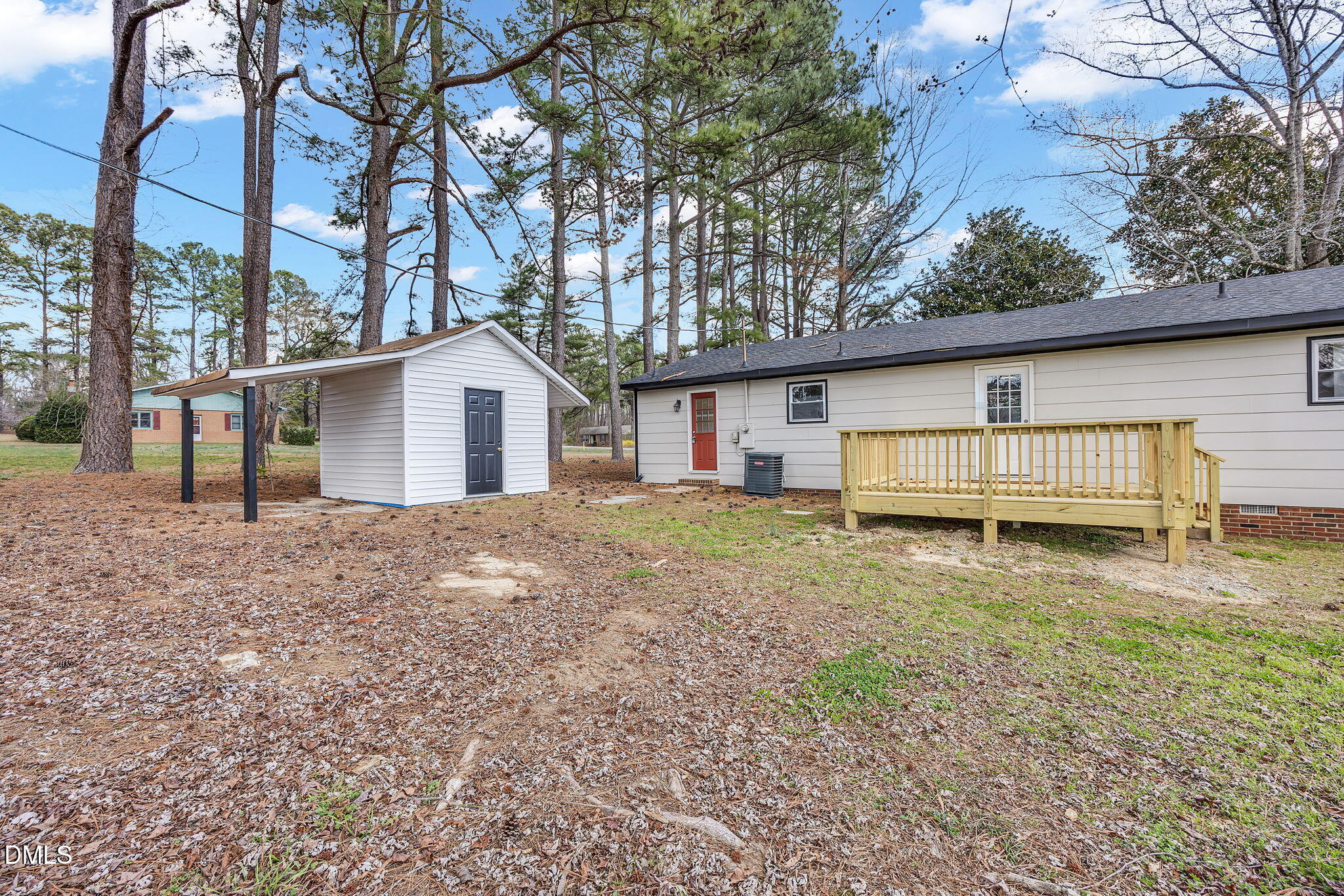 601 Crestview Drive