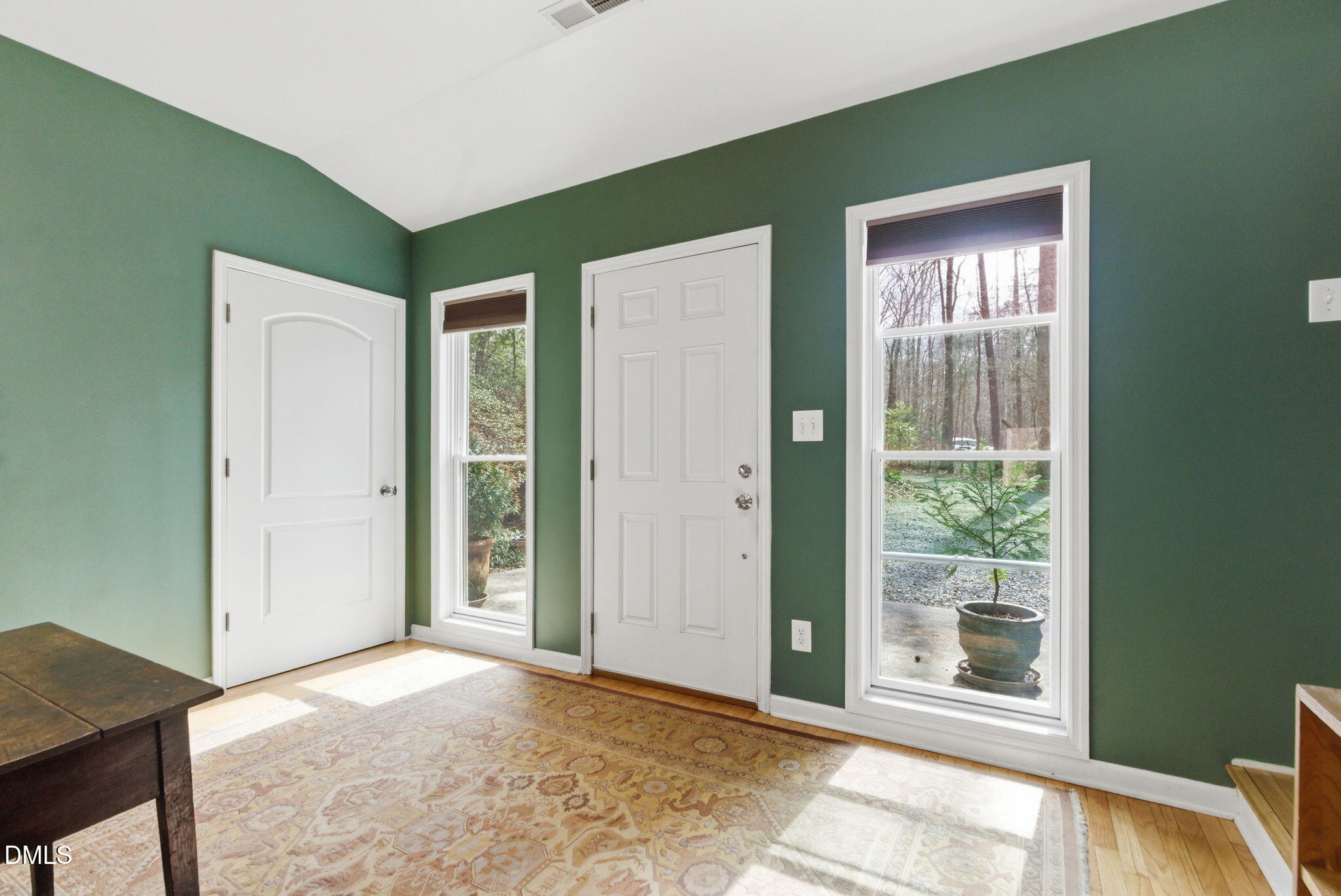 9906 Oak Hollow Road