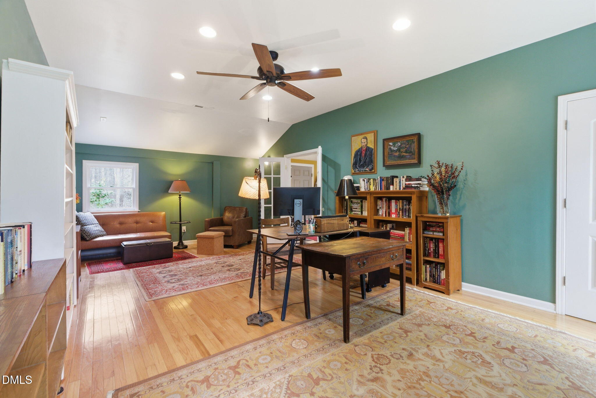 9906 Oak Hollow Road