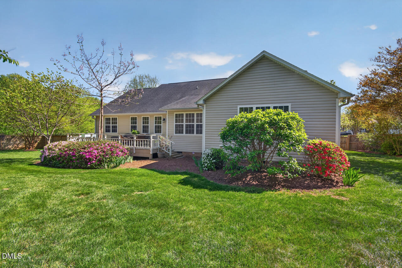 212 Climbing Aster Court