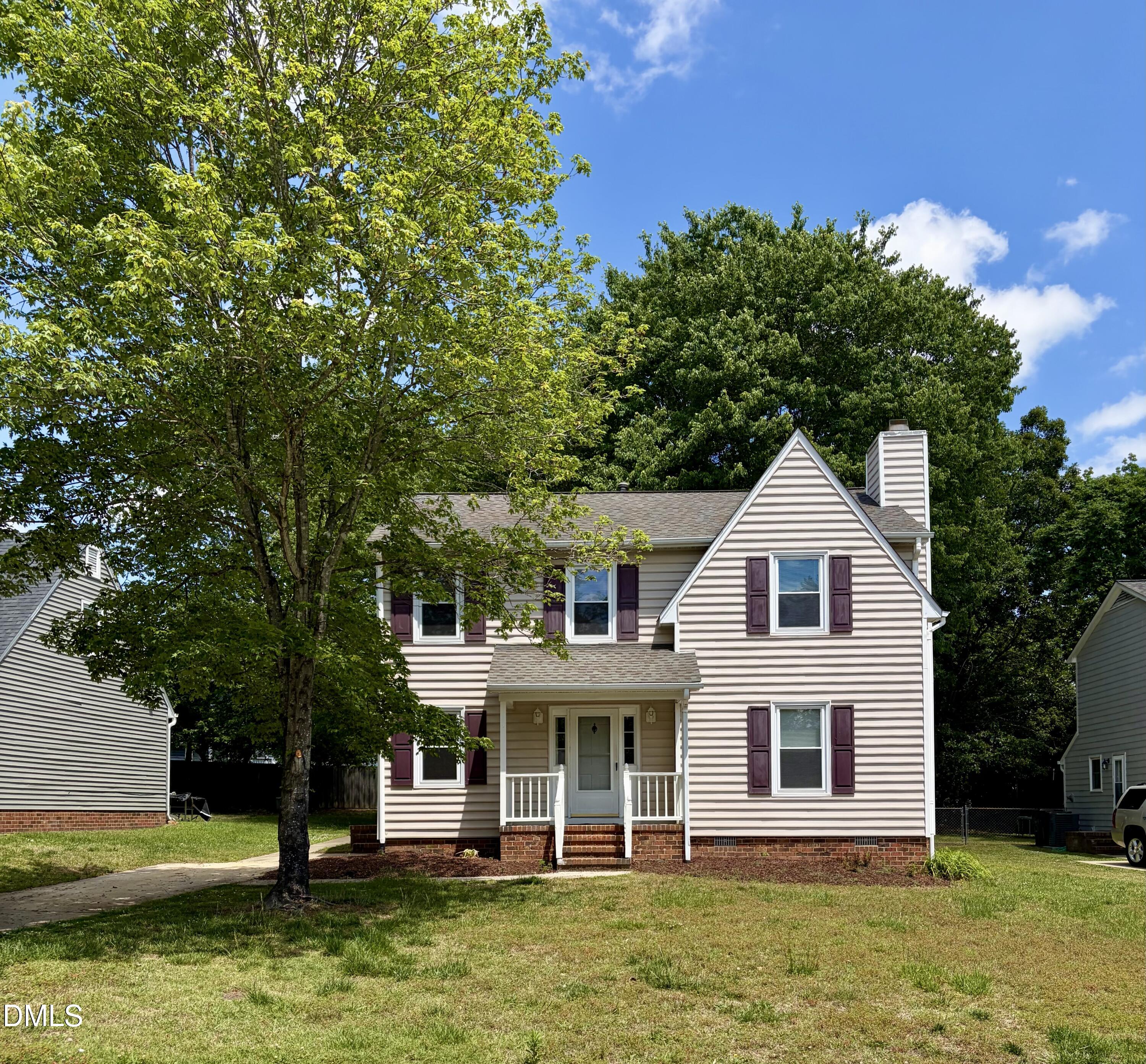 736 Huntington Court