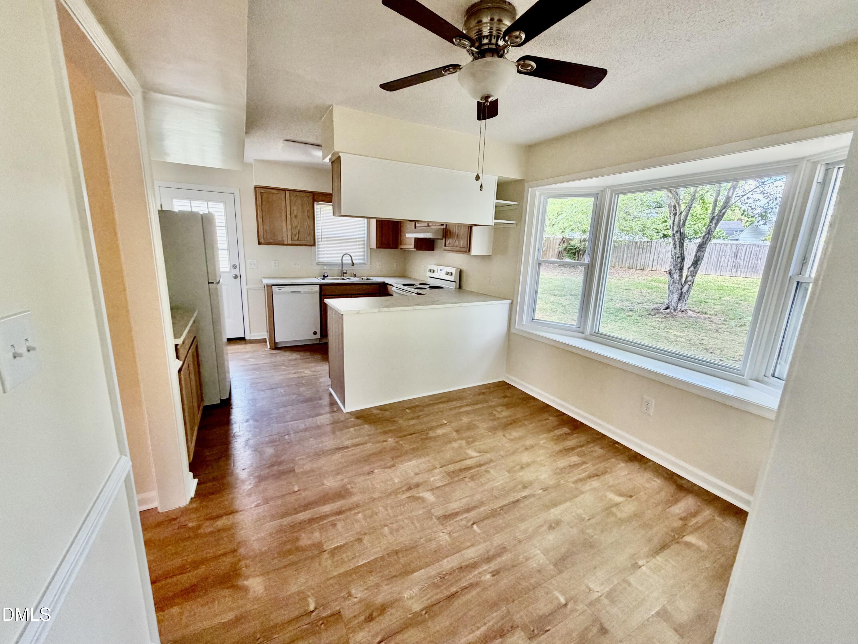 736 Huntington Court
