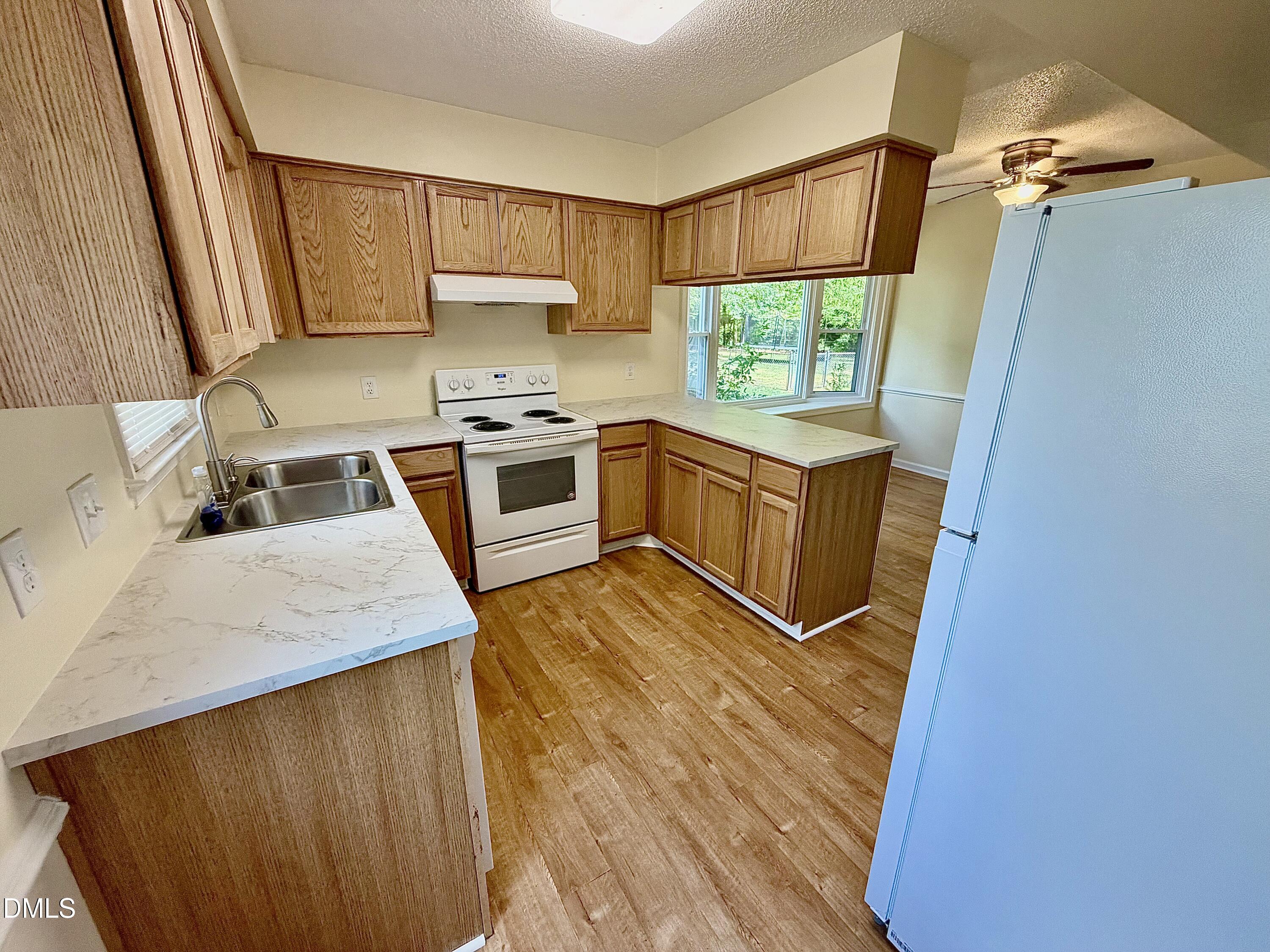 736 Huntington Court