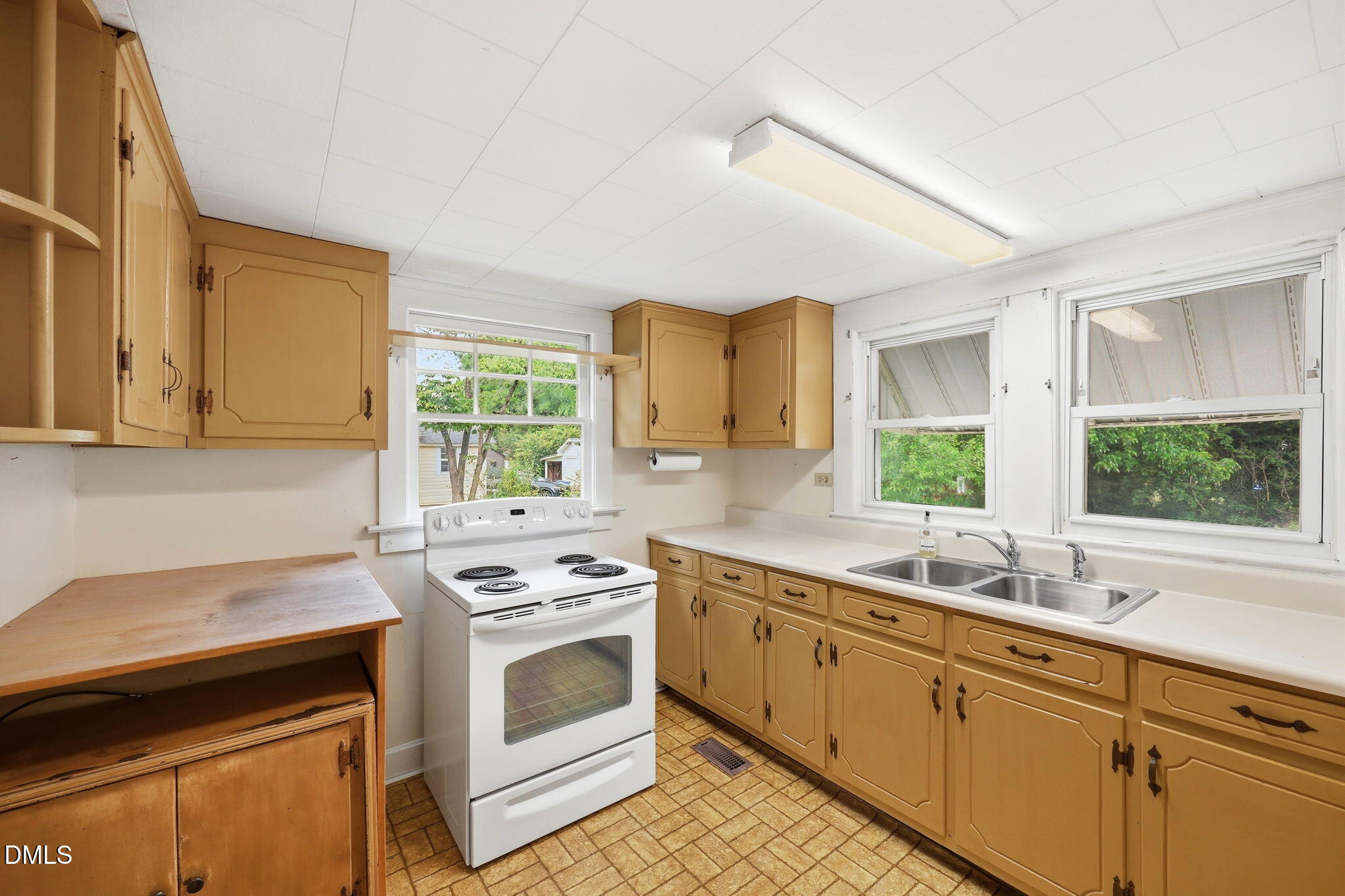 406 S Third Street