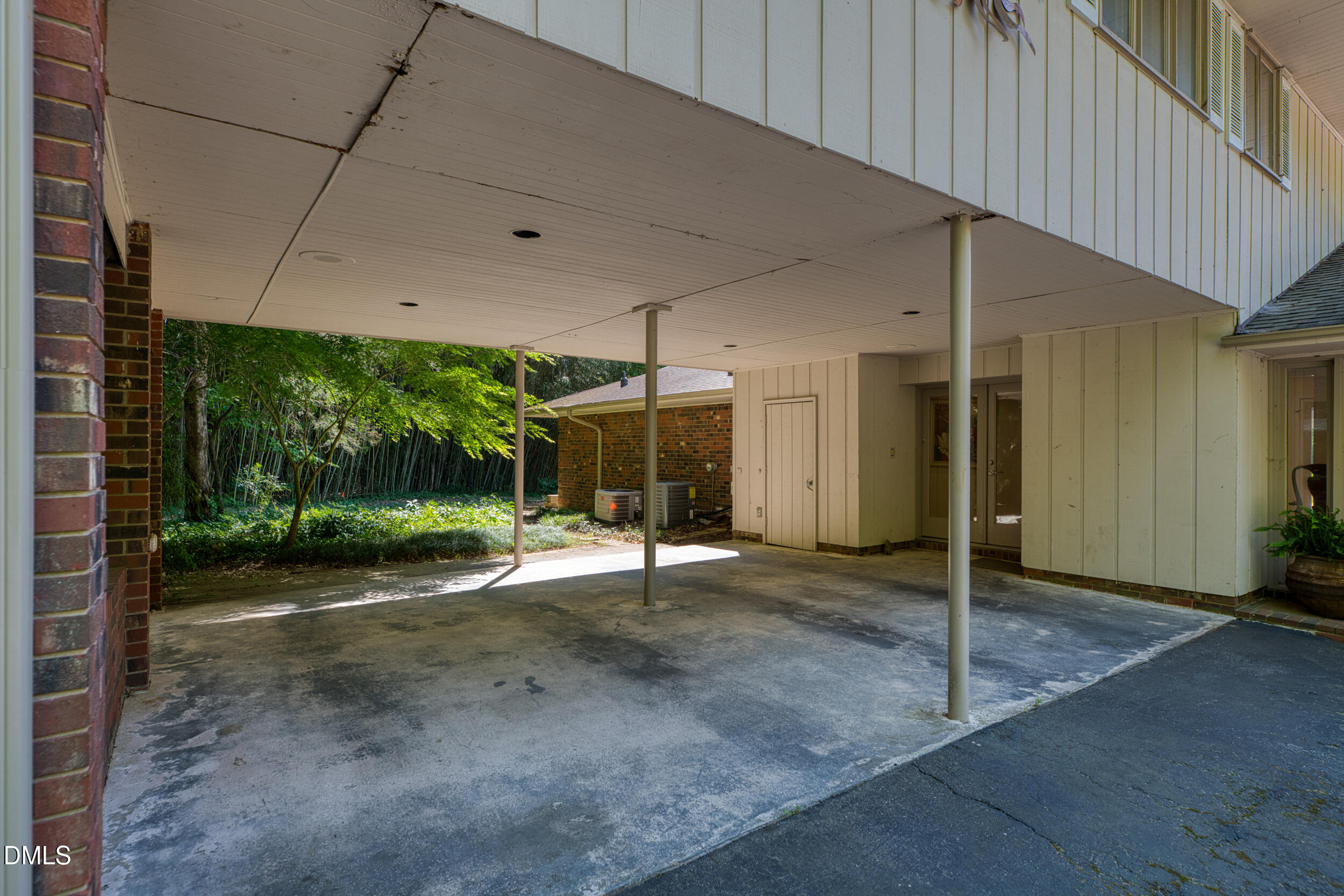 2927 Longpine Road