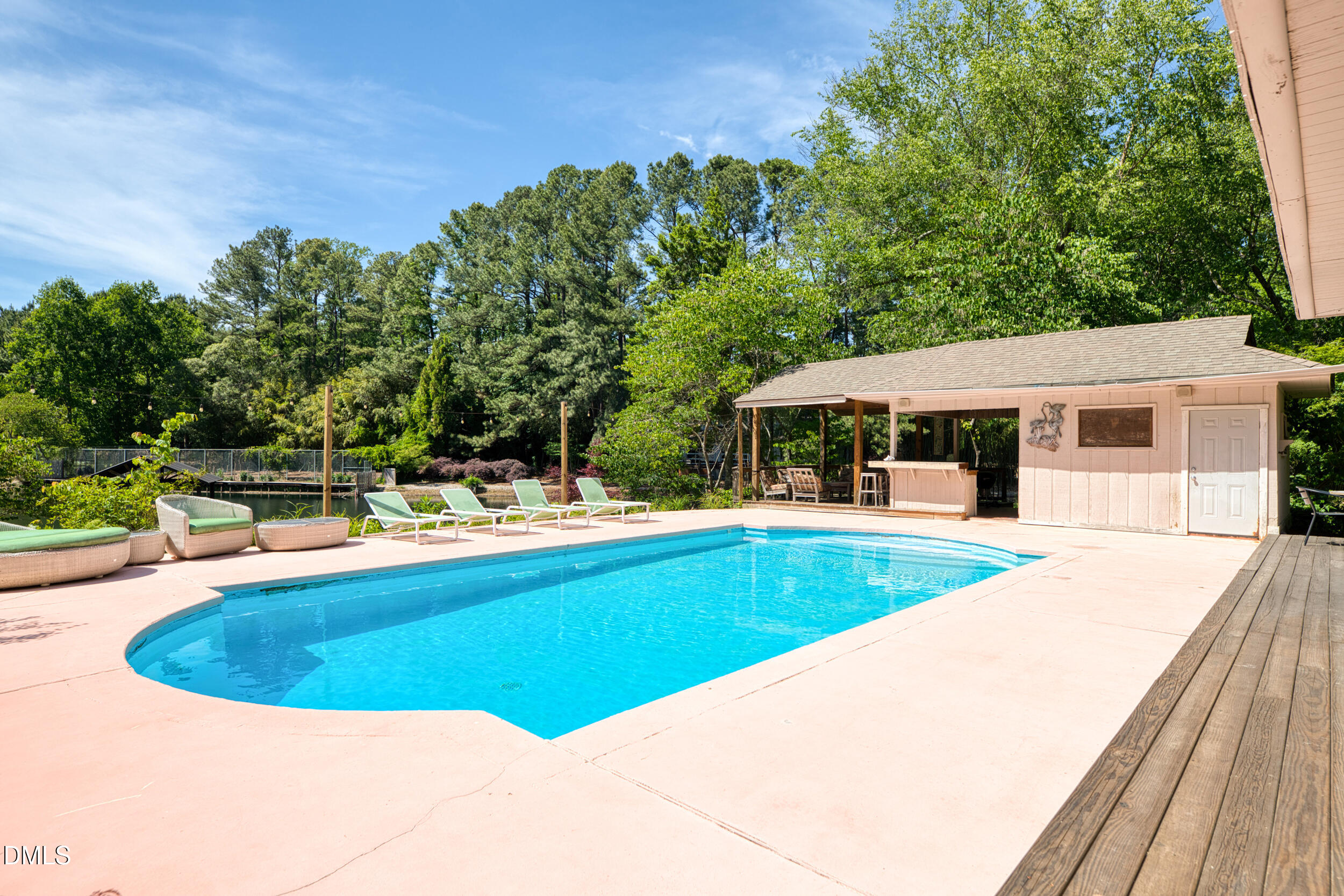 2927 Longpine Road