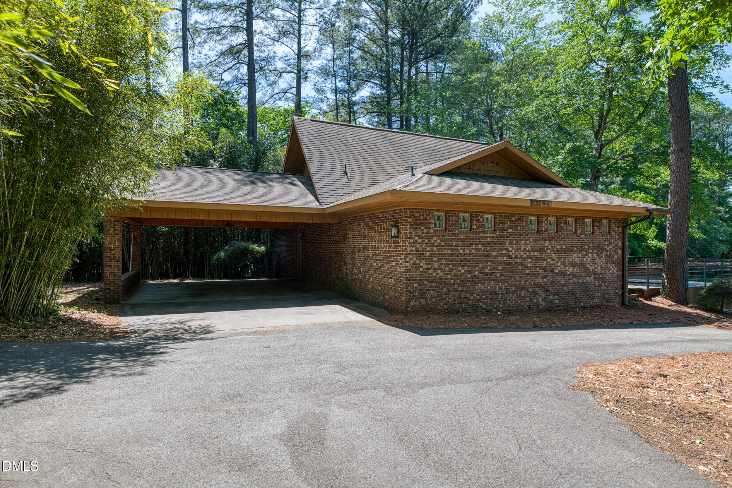 2927 Longpine Road