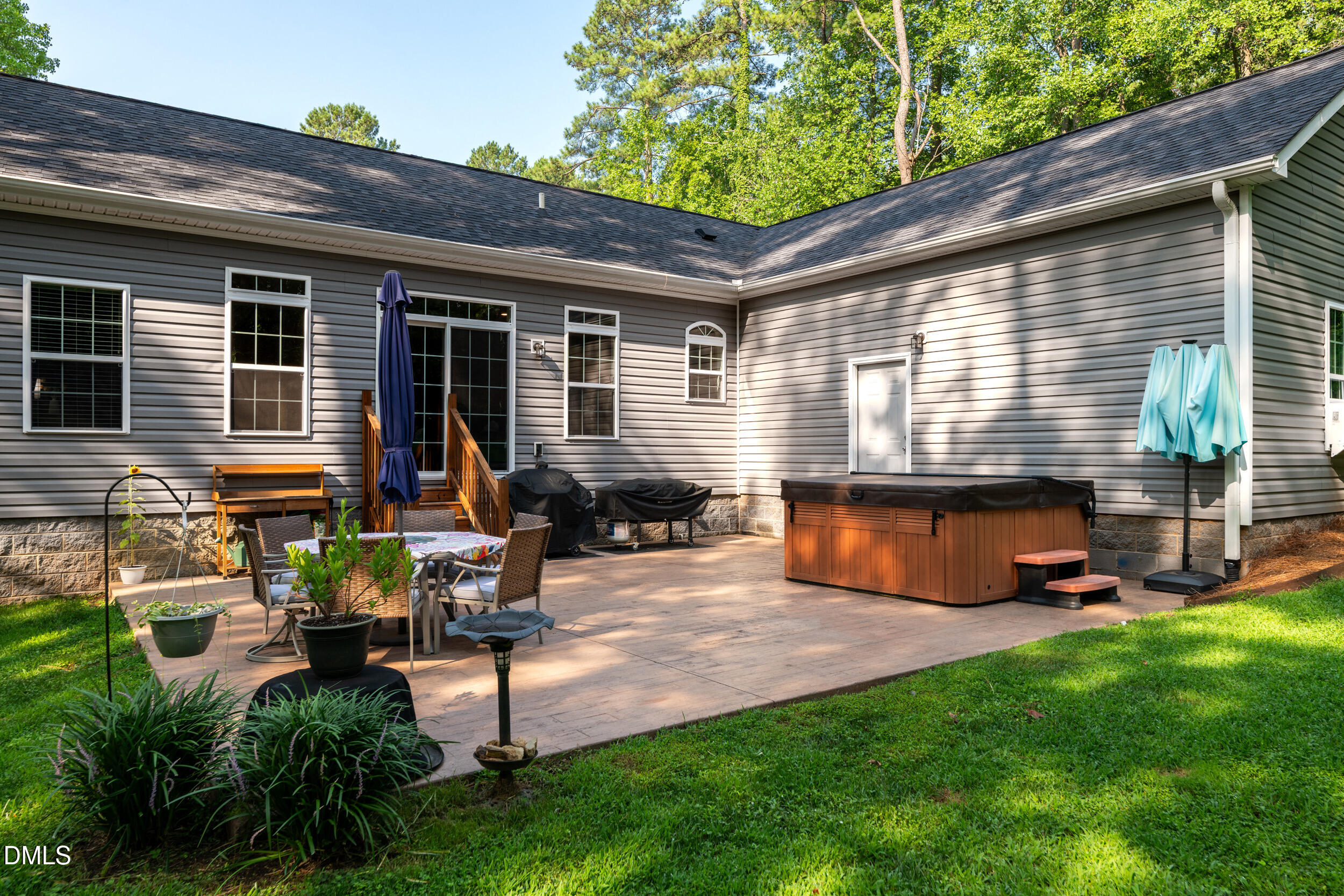 2120 Rhine Road