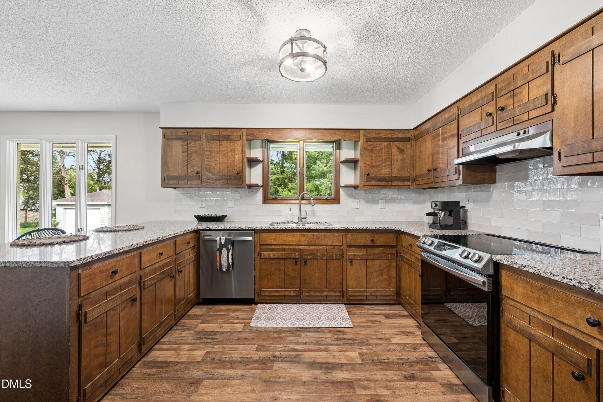 1519 Wedgewood Drive