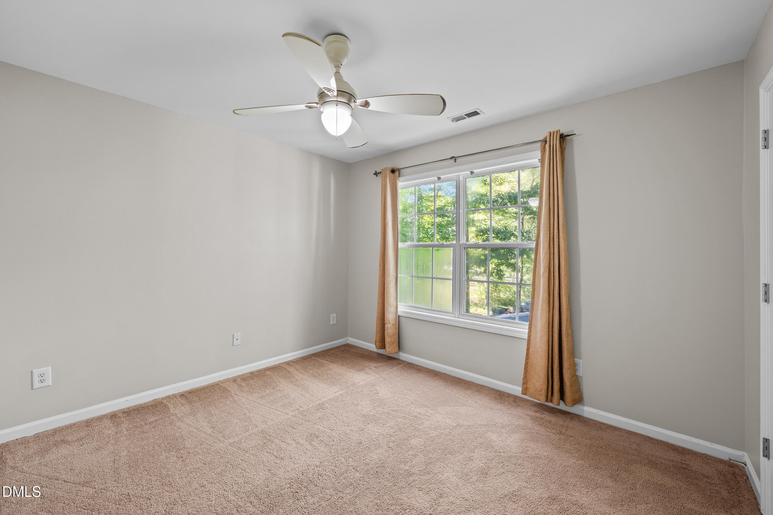 2026 Thoroughbred Lane