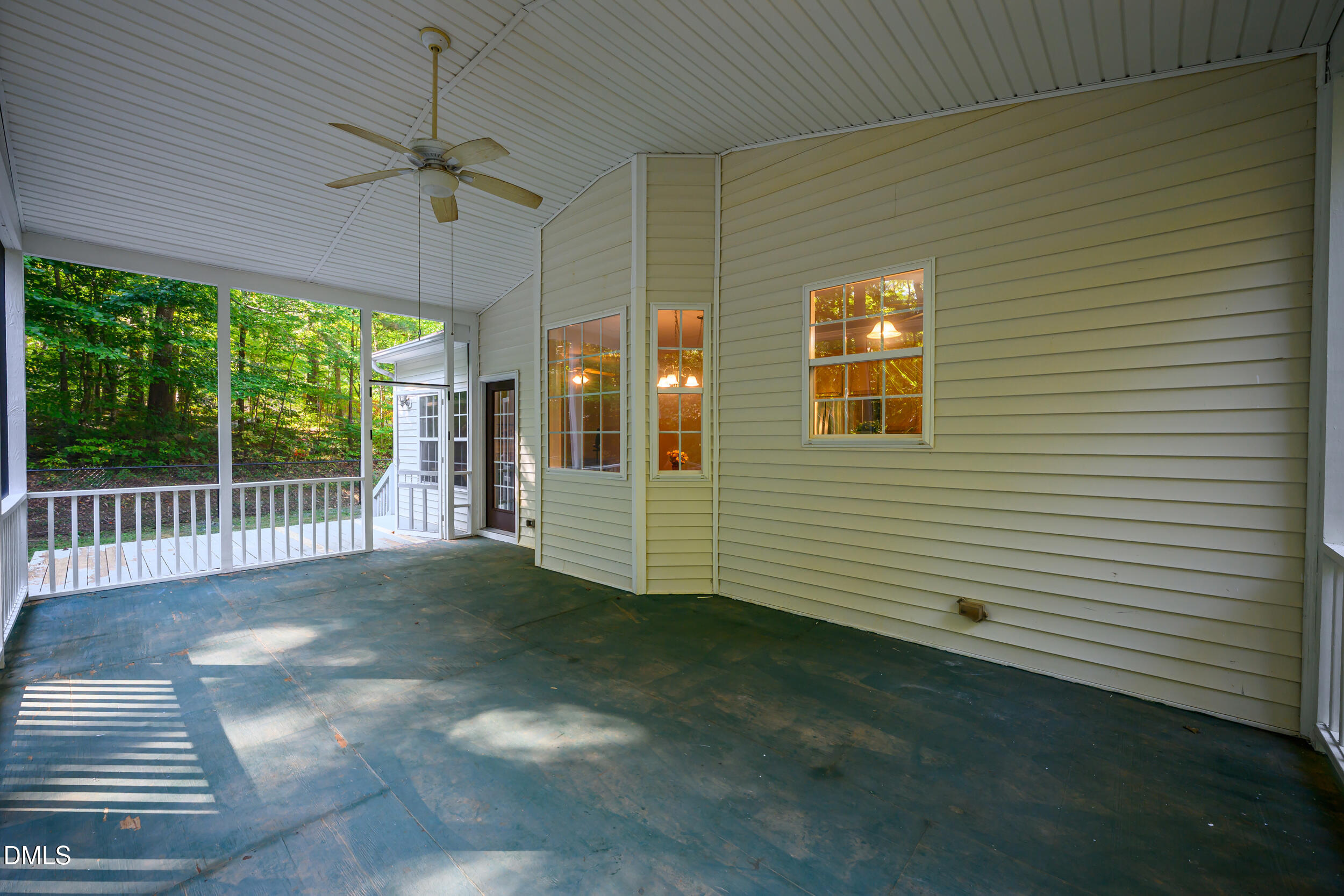 2026 Thoroughbred Lane