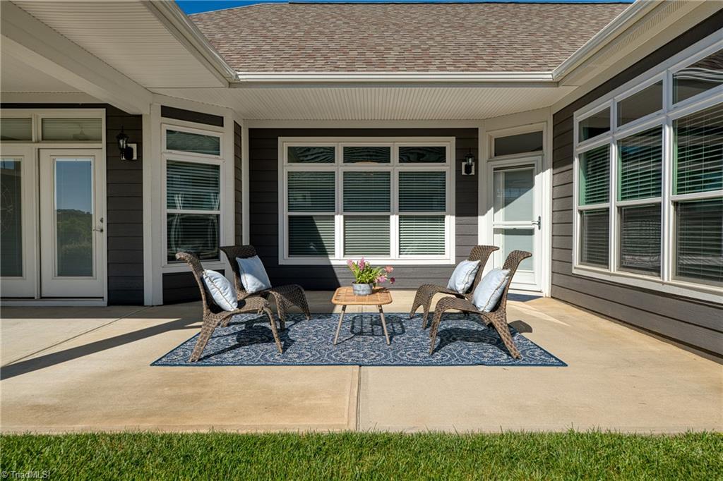 1124 Hudson Drive
