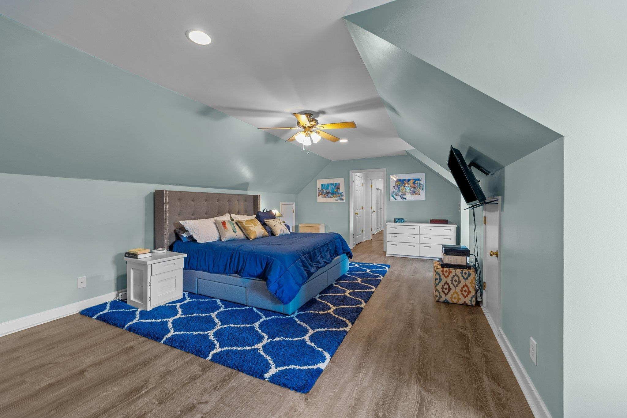 5522 Pleasant Woods Drive