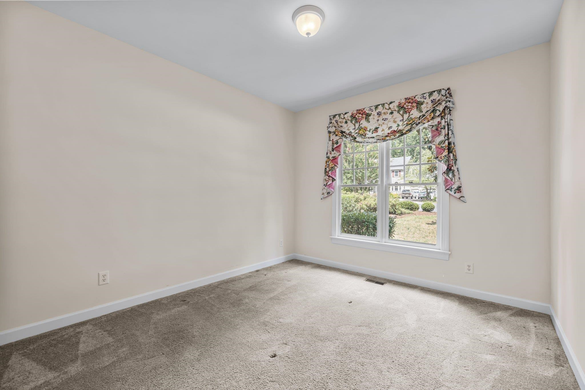6 Wyndham Place