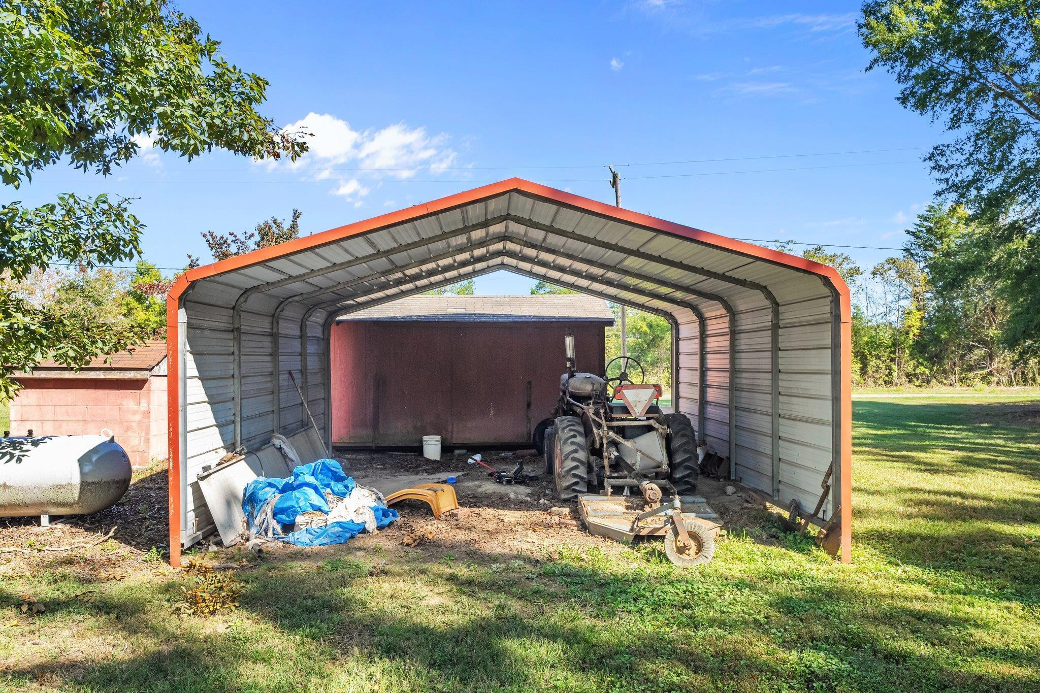 2516 Carr Store Road