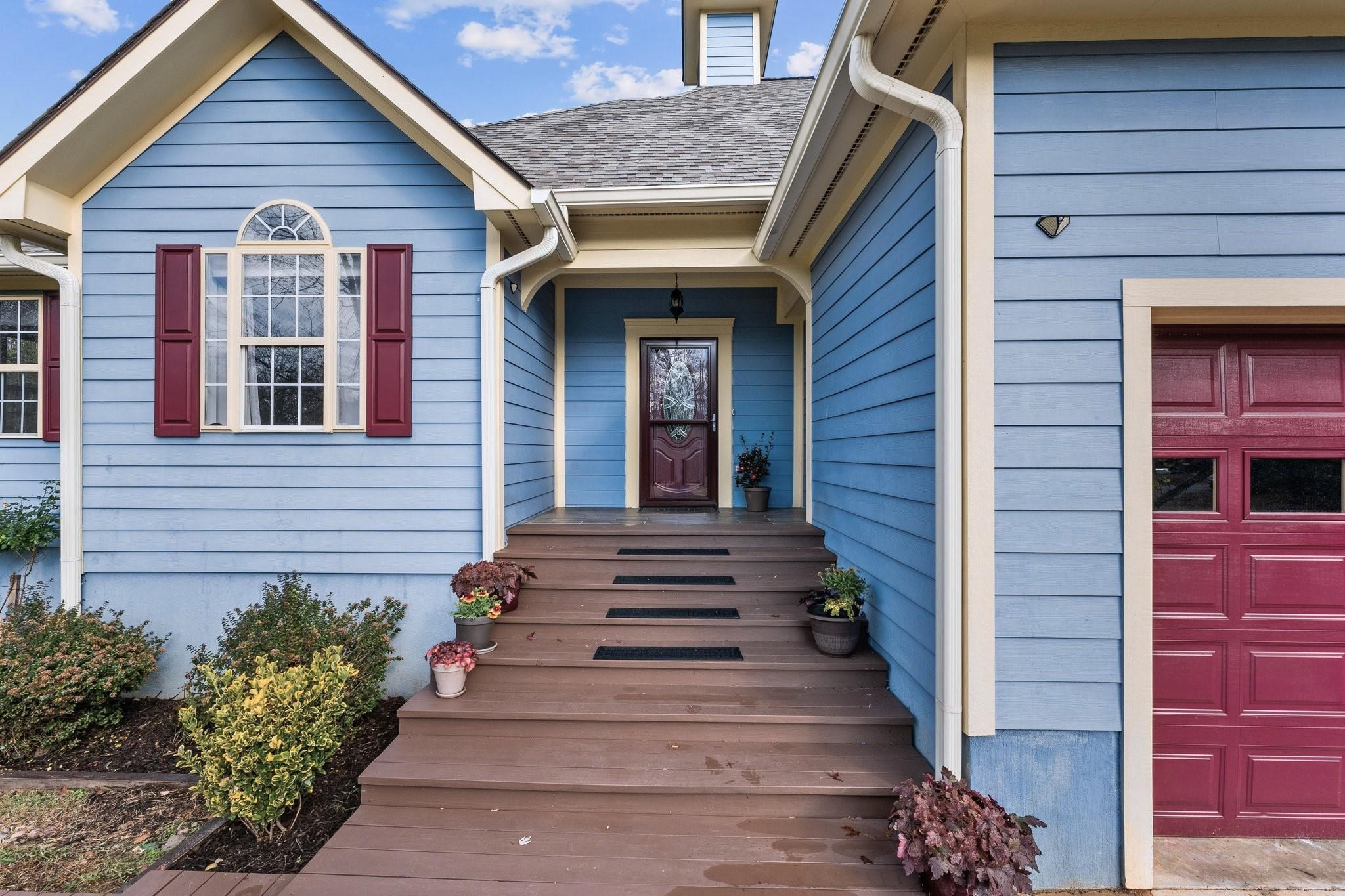 6707 Fox Trail