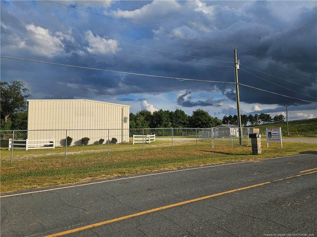 5247, 5255, & 5261 US Hwy 301 S