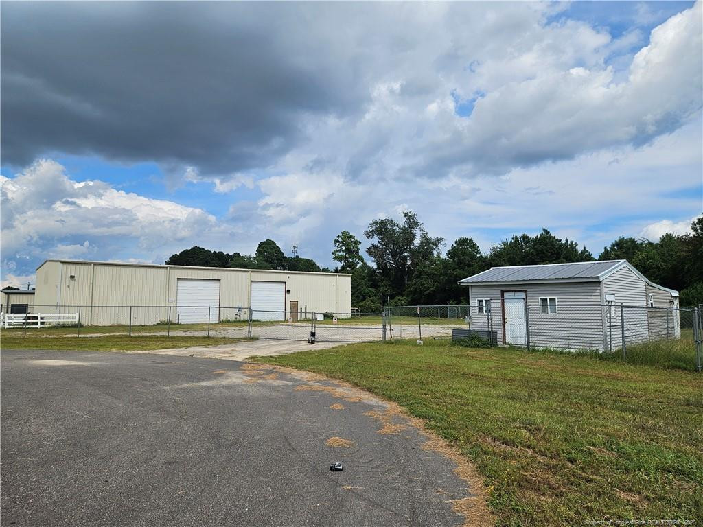 5247, 5255, & 5261 US Hwy 301 S