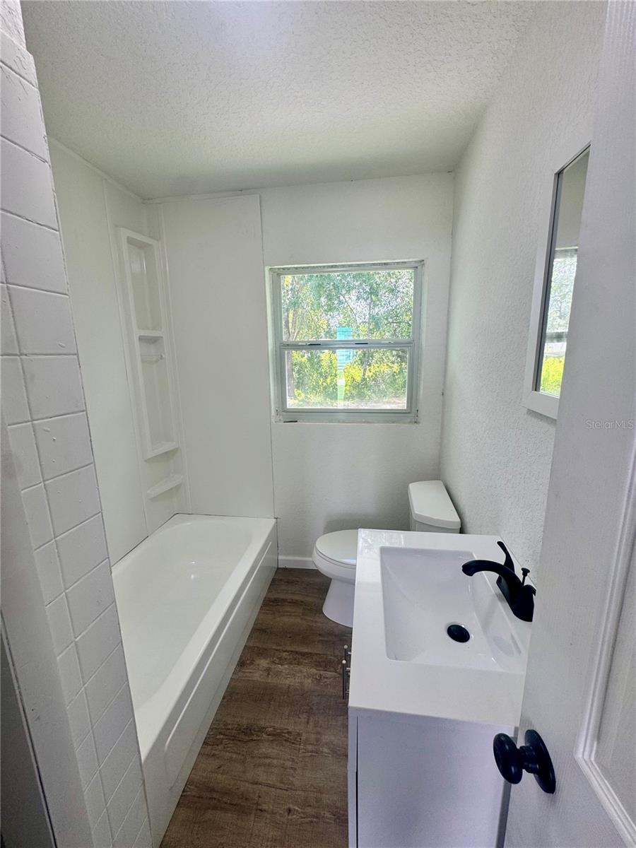 21828 VIRGINIA DR