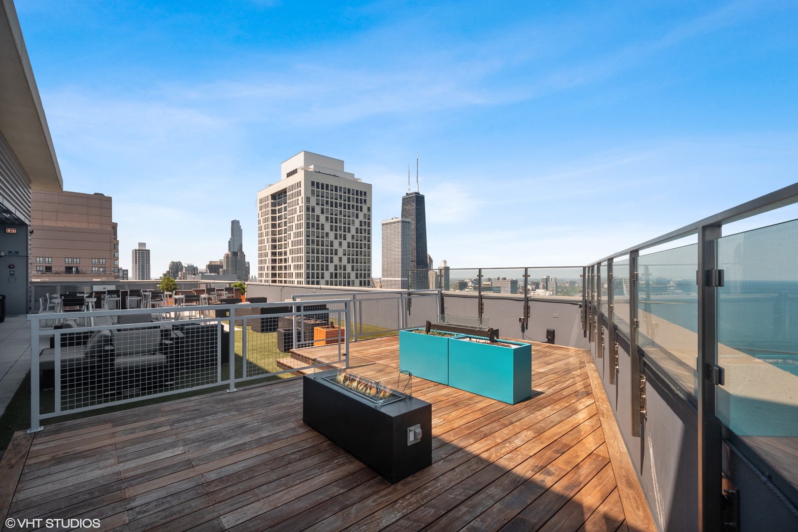 600 N LAKE SHORE Drive Unit: 1808