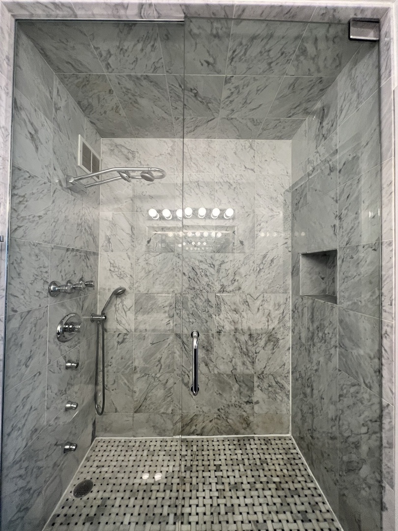 474 N LAKE SHORE Drive Unit: 2411