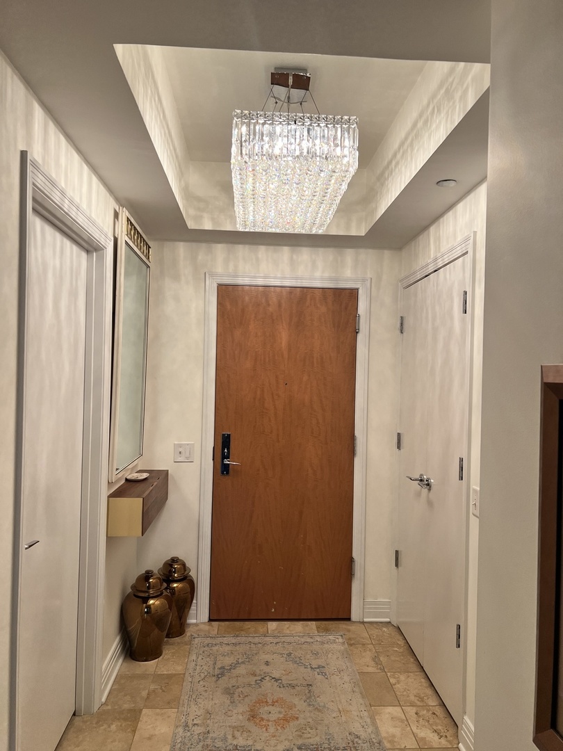 600 N LAKE SHORE Drive Unit: 2708