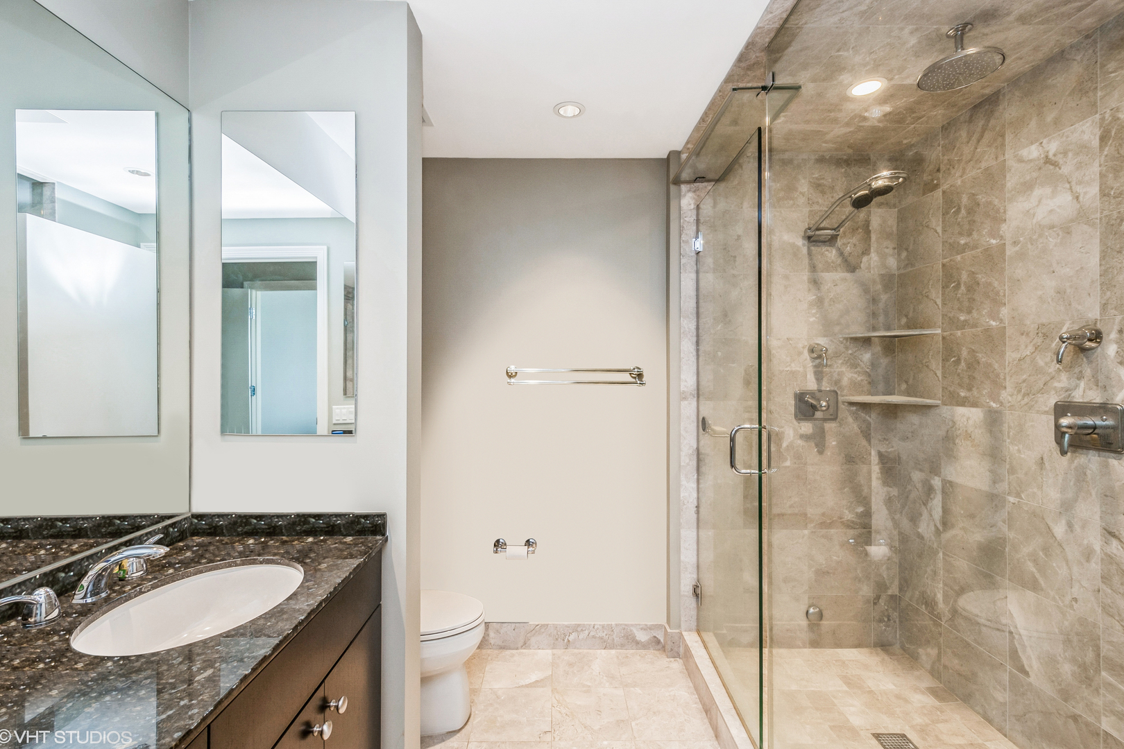 600 N Lake Shore Drive Unit: 915