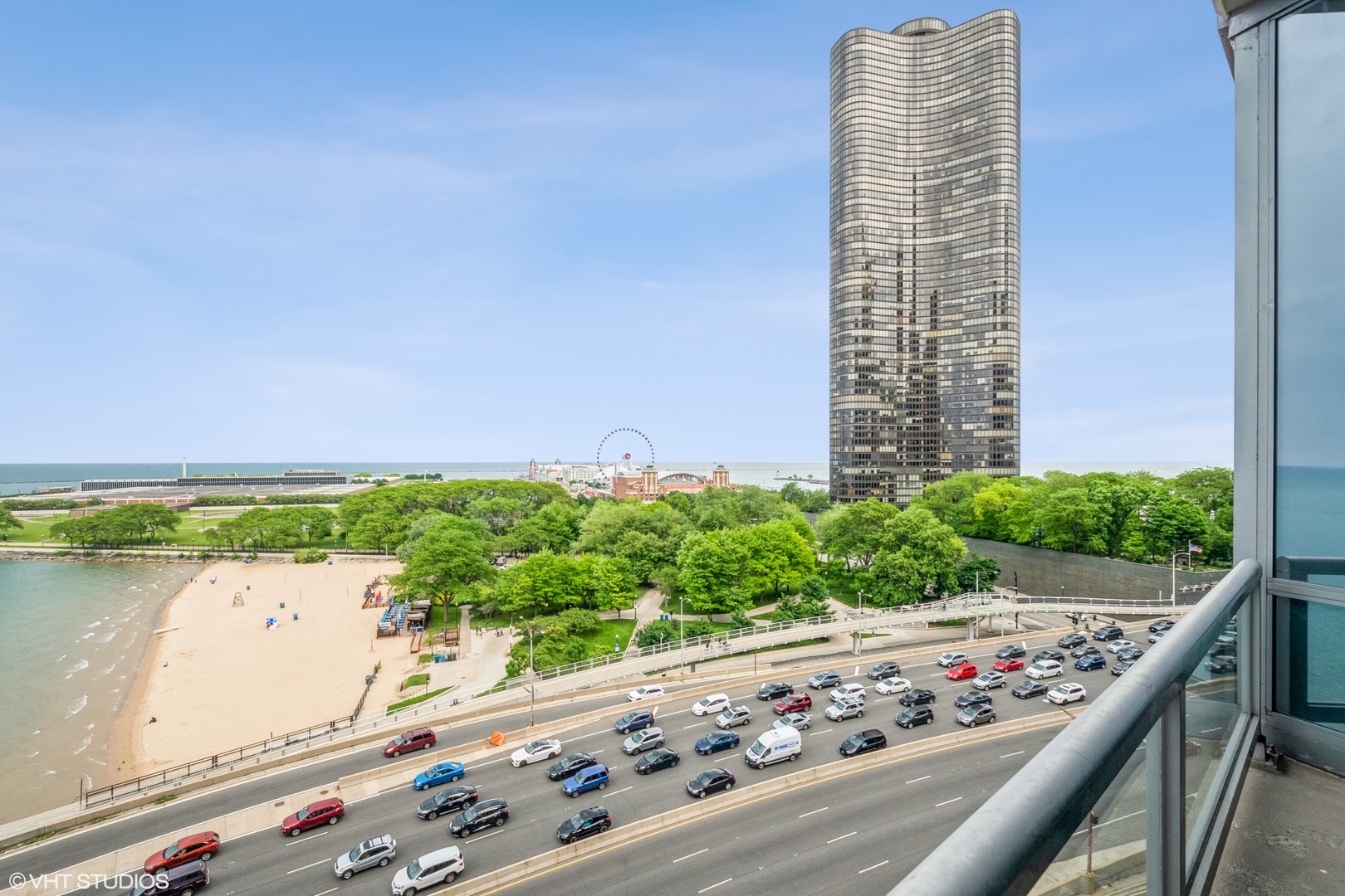 600 N Lake Shore Drive Unit: 915