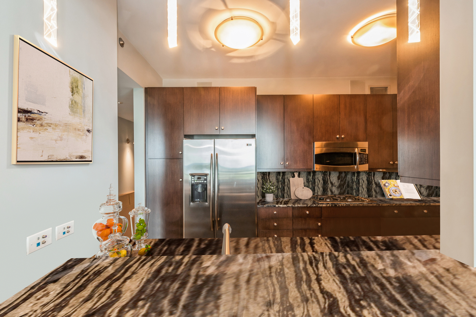 600 N Lake Shore Drive Unit: 915