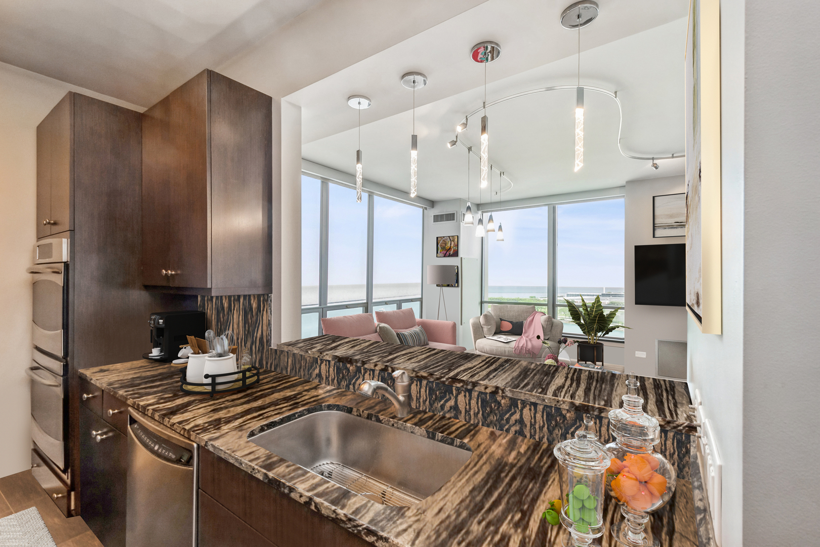 600 N Lake Shore Drive Unit: 915