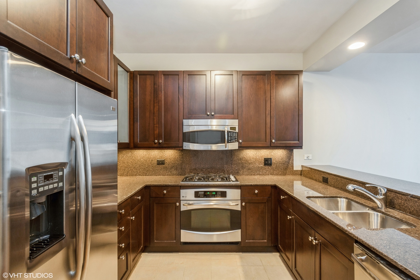 600 N Lake Shore Drive Unit: 1510